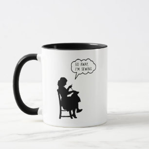 Hand nähende Frauen - weg, ich nähe Kaffeegenuss Tasse