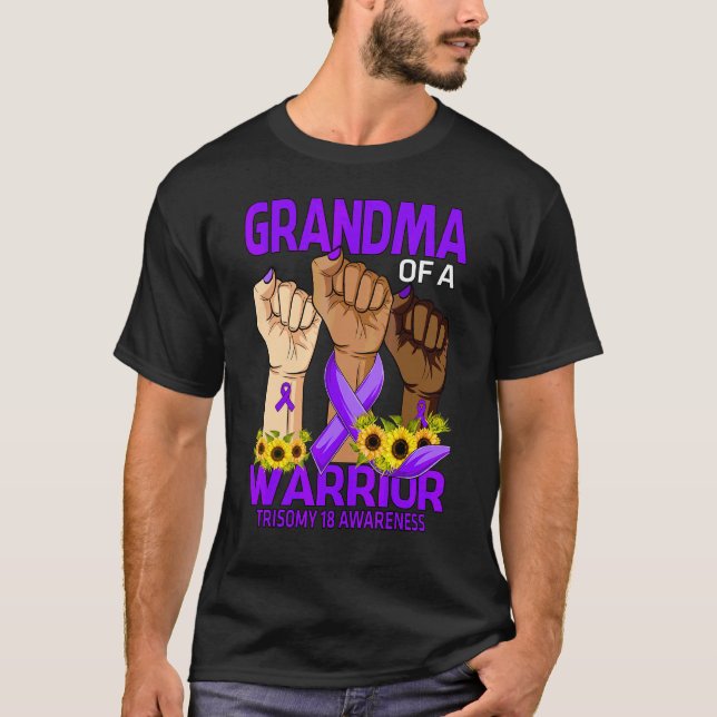 Hand Oma eines Kriegertorisomie 18 Sensibilisierun T-Shirt (Vorderseite)