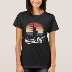Hände aus Protest Statue der Freiheit Resist Resis T-Shirt