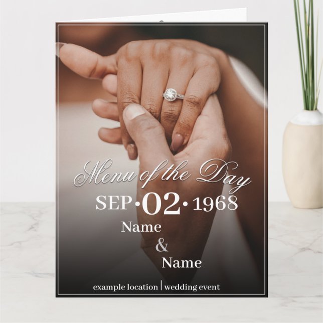 Hände eines farbigen Ehepaares mit Ring Karte (Vorderseite)