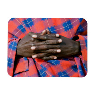 Hände eines Massai-Mannes, Ngorongoro-Schutzgebiet Magnet