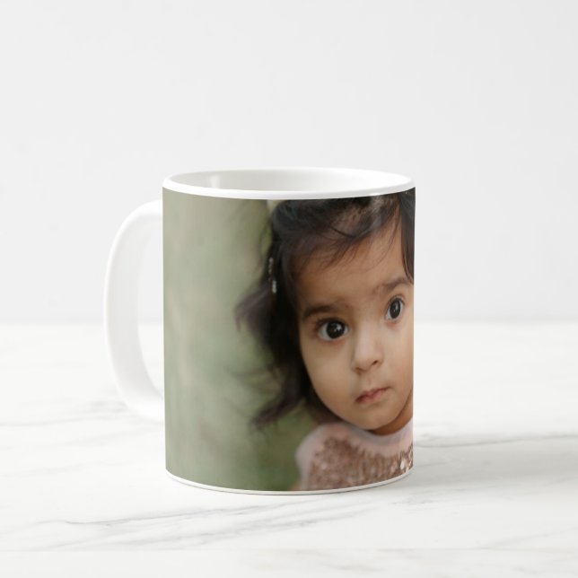 "Handgearbeiteter Komfort: Individuelle Umarmungsd Kaffeetasse (Vorderseite Links)