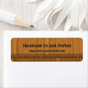 Handgefertigt aus Holz