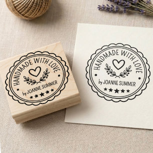 Handgefertigt mit Liebe. Gekerbter kreisförmiger R Gummistempel