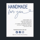 Handgefertigte Navy für Sie Wash Instructions Foto Flyer<br><div class="desc">Waschanleitung Einsteckkarte für Ihr kleines Geschäft mit handgefertigten Waren. Handgemacht für Sie in einer bezaubernden Kombination aus Vintagem Schriftart und Skript mit einem Herz in marineblau. Fügen Sie eine Waschanleitung in schwarz hinzu. Unter den marineblauen blauen Social Media Icons handhaben Sie Ihre Social Media. Fügen Sie auf der Rückseite ein...</div>