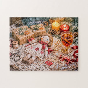 Handgefertigte Stoffpuppe mit Weihnachtsgeschenken