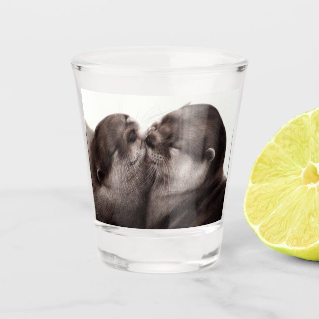 Handgemalte Otters - Zender Moment Wildlife Art Schnapsglas (Vorderseite)