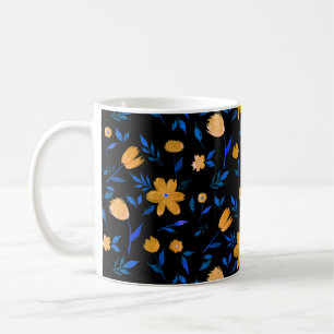 Handgemaltes Aquarell-Blumen- und Blätter-Muster. Kaffeetasse