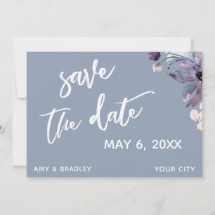 Handgeschriebene staubblaue florale Hochzeitstypog Save The Date