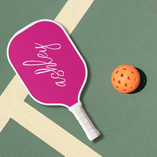 Handgeschriebenes Skript in Hot Pink Mit Monogramm Pickleball Schläger (Von Creator hochgeladen)