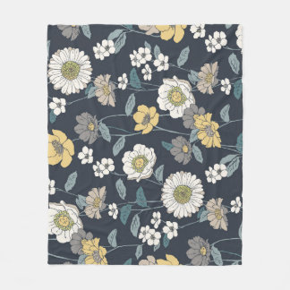 Handgezeichnet Blumenmuster, nahtlos künstlerisch. Fleecedecke