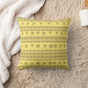 Handgezeichnete Boho-Blumen geometrische Linien in Kissen