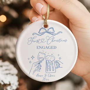 Handgezeichnete erste Weihnachten verlobt Keramik Ornament