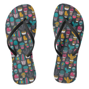 Handgezeichnete Kakteen im Sketch-Style-Muster Flip Flops