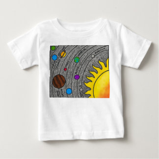 Handgezeichnete Kunst des Sonnensystems – Buntes W Baby T-shirt
