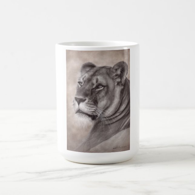Handgezeichnete Löwinnen-Kunst Kaffeetasse (Mittel)