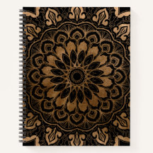 Handgezeichnete Mandala-Imitate Gold auf Schwarz