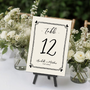 Handgezeichnete Vintage-Whimsical-Hochzeit Tischnummer