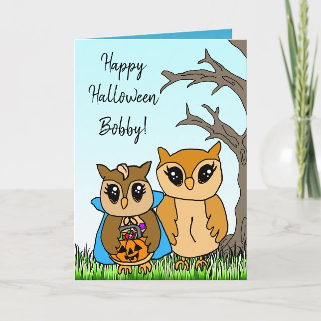 Handgezeichneter Cartoon Owls Halloween-Grüße Feiertagskarte (Vorderseite)