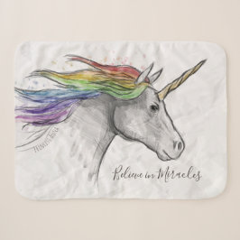 Handgezeichnetes magisches Einhorn. Glaube an Wund Sherpadecke