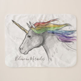 Handgezeichnetes magisches Einhorn. Glaube an Wund Sherpadecke