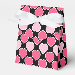 Handgezeichnetes rosafarbenes Herzvalentingeschenk Geschenkschachtel