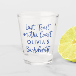 Handgezogener Toast an der Küste Schnapsglas