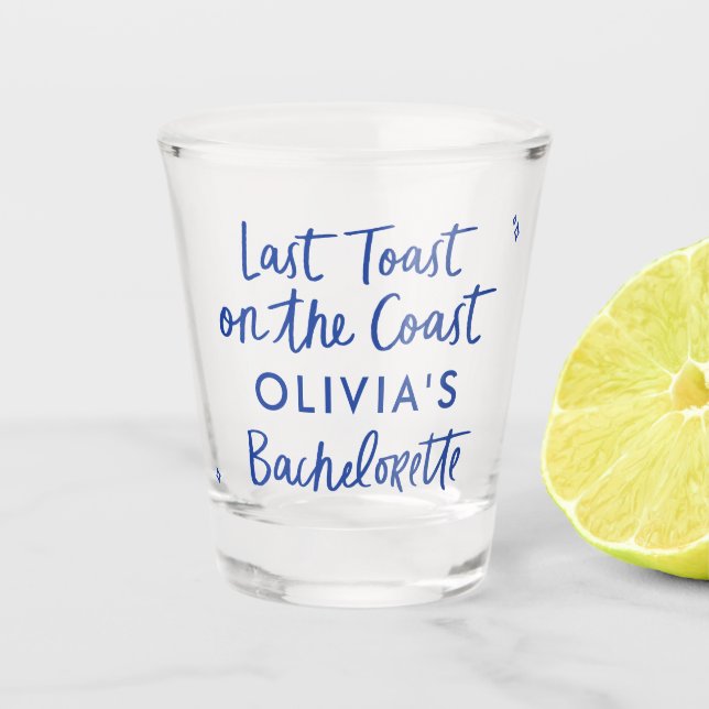 Handgezogener Toast an der Küste Schnapsglas (Vorderseite)