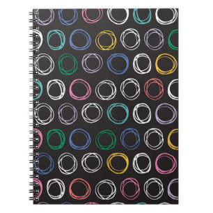 Handgezogenes Muster mit bürstenbehafteten Linien, Notizblock