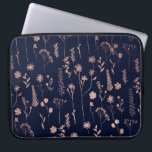 Handgezogenes Rose Gold niedlich trocknet gepresst Laptopschutzhülle<br><div class="desc">Handgezogene Rose Gold niedlich getrocknete gepresste Blume zur Darstellung marineblau</div>