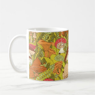 Handgezogenes Waldmuster mit verschiedenen Arten Kaffeetasse