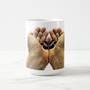 Handhaltung Schmetterling digitale Naturkunst Kaffeetasse