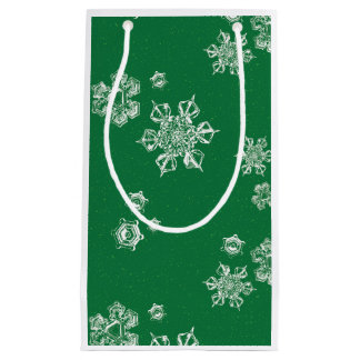 Handmade Snowflake Flurries - Bright Green & White Kleine Geschenktüte