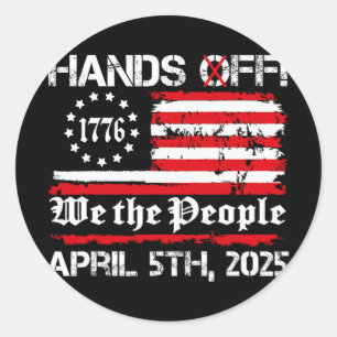 Hands Off Protest Samstag, 5. April US-Flagge Männ Runder Aufkleber