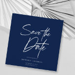 Handschrift Save the Date Navy Blue Einladung<br><div class="desc">Ein handgeschriebenes Design,  das Save the Date sagt.</div>