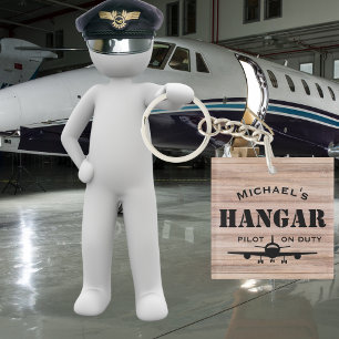Hangar d'avion et cadeau personnalisé de pilote en