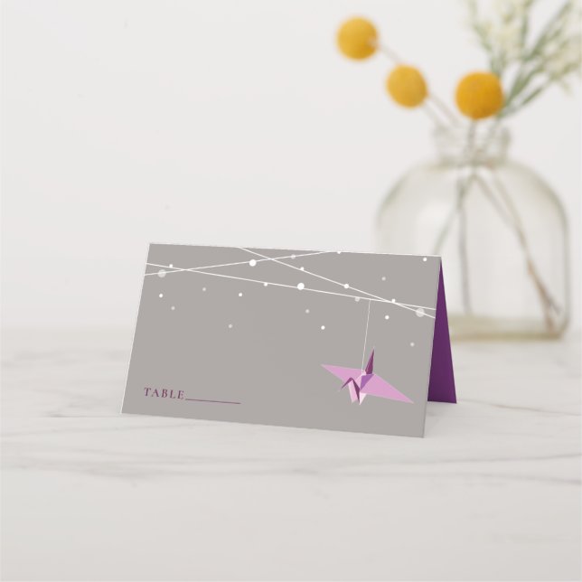 Hanging Lila Origami Paper Cranes asiatische Hochz Platzkarte (Vorderseite)