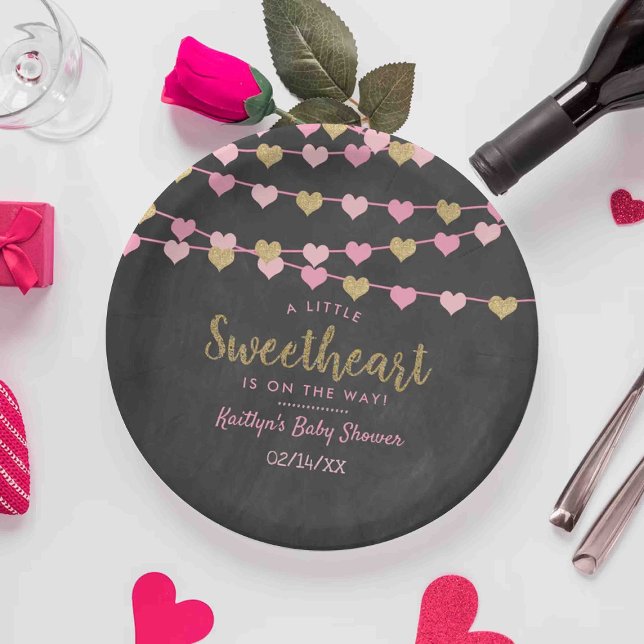 Hanging Love Hearts Little Sweetheart Baby Shower Pappteller (Von Creator hochgeladen)