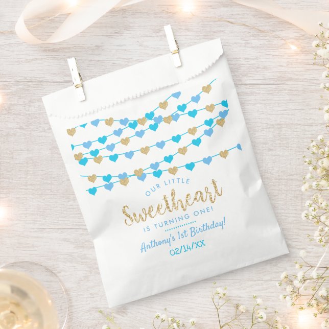 Hanging Love Hearts Little Sweetheart Birthday Geschenktütchen (Ausgeschnitten)