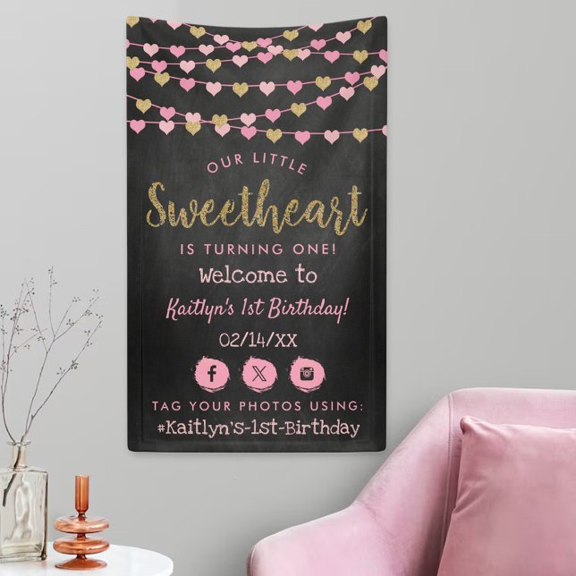 Hanging Love Hearts Sweetheart Birthday Welcome Banner (Von Creator hochgeladen)