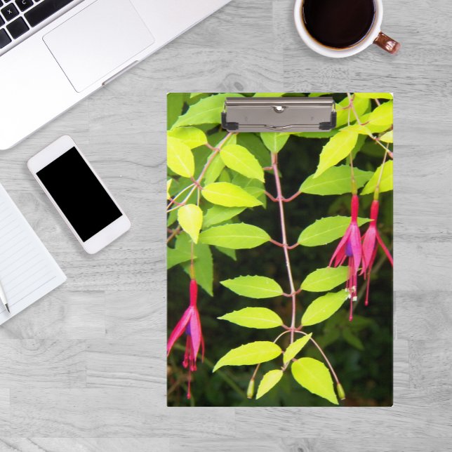 Hangrosa Fuchsia Floral Klemmbrett (In Situ)