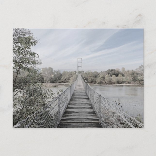 Hängte Brücke über den Fluss Postkarte (Vorderseite)