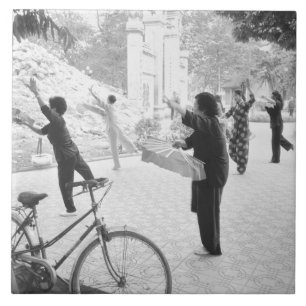 Hanoi Vietnam, Morgengymnastik von Hoan Kiem Fliese