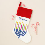 Hanukah Menorah personalisiert Weihnachtsstrumpf<br><div class="desc">Wohngestaltung für Hanukkah,  einen personalisierten Strumpf mit Ihrem Namen oder Text und eine farbenfrohe Menorah</div>