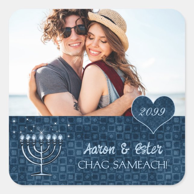 Hanukkah Bright Custom Year Blue Menorah Foto Quadratischer Aufkleber (Vorderseite)