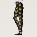 Hanukkah Candelabra Candle Gold Black Leggings<br><div class="desc">Dieses Design wurde durch digitale Kunst erstellt und kann personalisiert werden, indem Sie auf den Knopf Anpassen klicken und die Farbe ändern, einen Namen, Initialen oder Ihre Lieblingssprache hinzufügen. Kontaktieren Sie mich unter colorflowcreations@gmail.com , wenn Sie dieses Design für ein anderes Produkt haben möchten. Kaufen Sie meine originale abstrakte Acrylmalerei...</div>