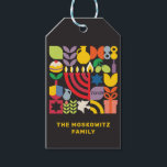 Hanukkah Chanukah Menorah Dreidel jüdische Symbole Geschenkanhänger<br><div class="desc">Hanukkah / Chanukah farbenfrohe moderne geometrische Symbole auf einem GIft Tag. Menorah, Dreidel, Donuts, Stars & Olivenöl... Sie sind alle hier. Jewish Hanukkah Symbols Space, um Ihren Namen und Ihre persönliche Nachricht auf der Rückseite hinzuzufügen. Hebräisch sagt "Chanukah". Diese hochklassige, schöne, aussehende, ist ein großartiger Weg, Geschenke oder Ihr Party...</div>