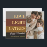 Hanukkah Gold Liebe Light Lattet benutzerdefiniert<br><div class="desc">Unsere Hanukkah / Chanukah Gold Liebe Light Latkes Holiday Card ist eine elegante und elegante Art,  Ihre Hanukkah / Chanukah Wünsche mit Freunden,  Familie und Kunden zu teilen! Mit Platz zum Personalisieren mit Ihrem Namen und Foto. Anfragen,  E-Mail oder E-Mail bestdresssedbread@gmail.com. Alles Gute!</div>