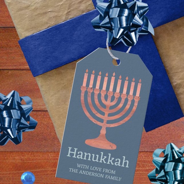 Hanukkah Rustic Menorah Fun Whimsical Modern Geschenkanhänger (Personalized Hanukkah gift tags with rustic faux wood menorahs to make your gifts pop)