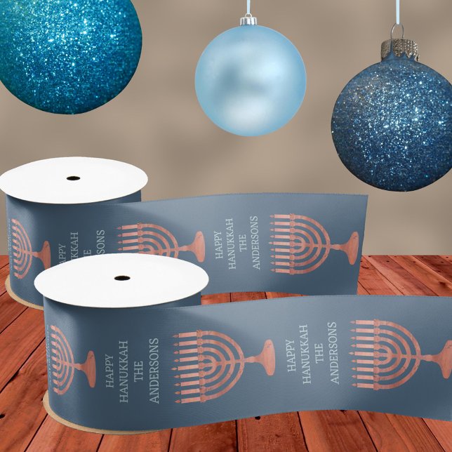 Hanukkah Rustikale Menorah Niedliches Lichtfestiva Satinband (Designer ribbon for Hanukkah, personalized with your name and custom text)